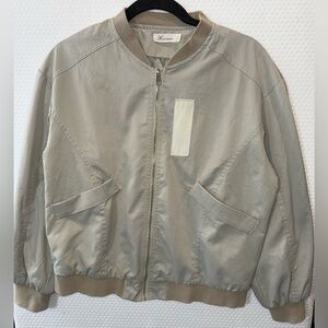Stylish Women's Bomber Jacket in Gray